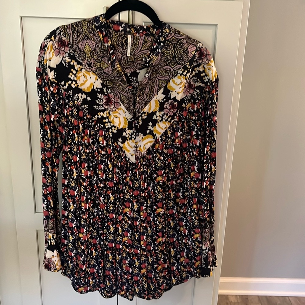 EUC Free People flowy floral blouse, sz XS